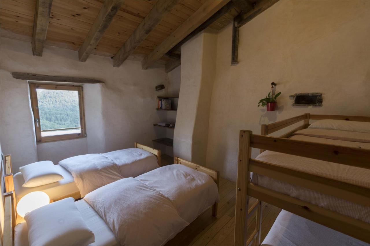 Mas Rural El Negre Hostel Ogassa Luaran gambar